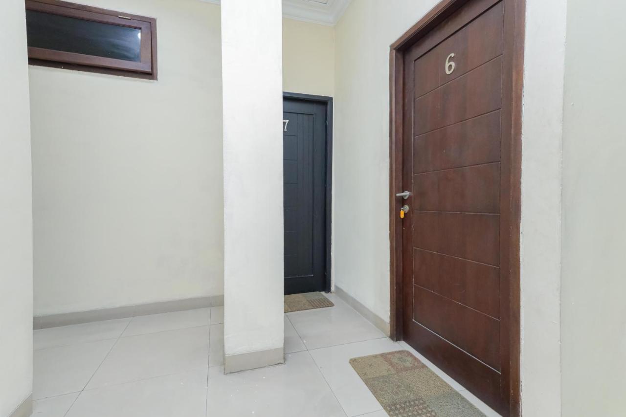 Reddoorz Syariah Near Stasiun Karet Hotel Jakarta Luaran gambar